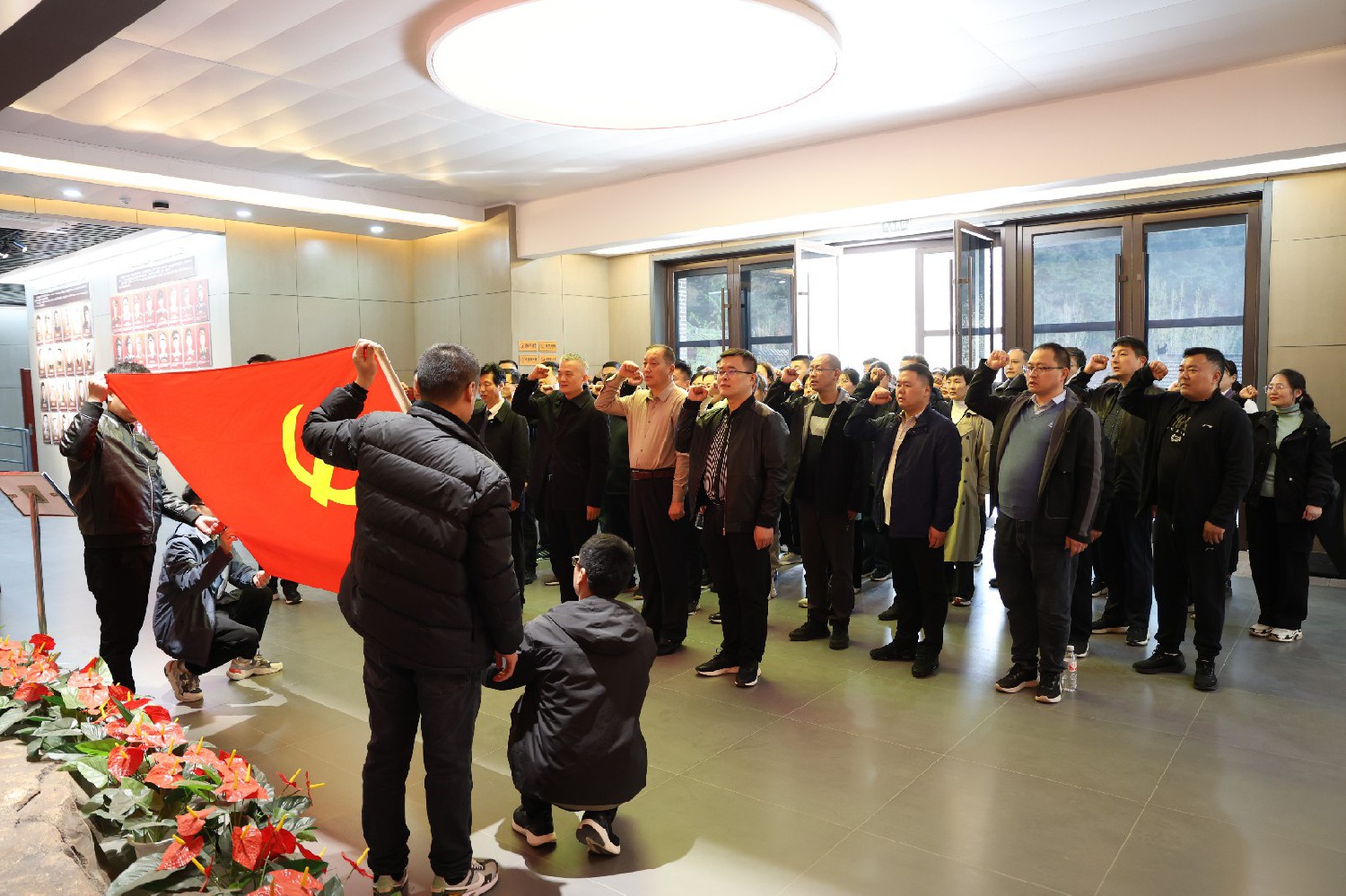 集團(tuán)赴徂徠山：重溫革命歷史，共筑愛(ài)國(guó)情懷