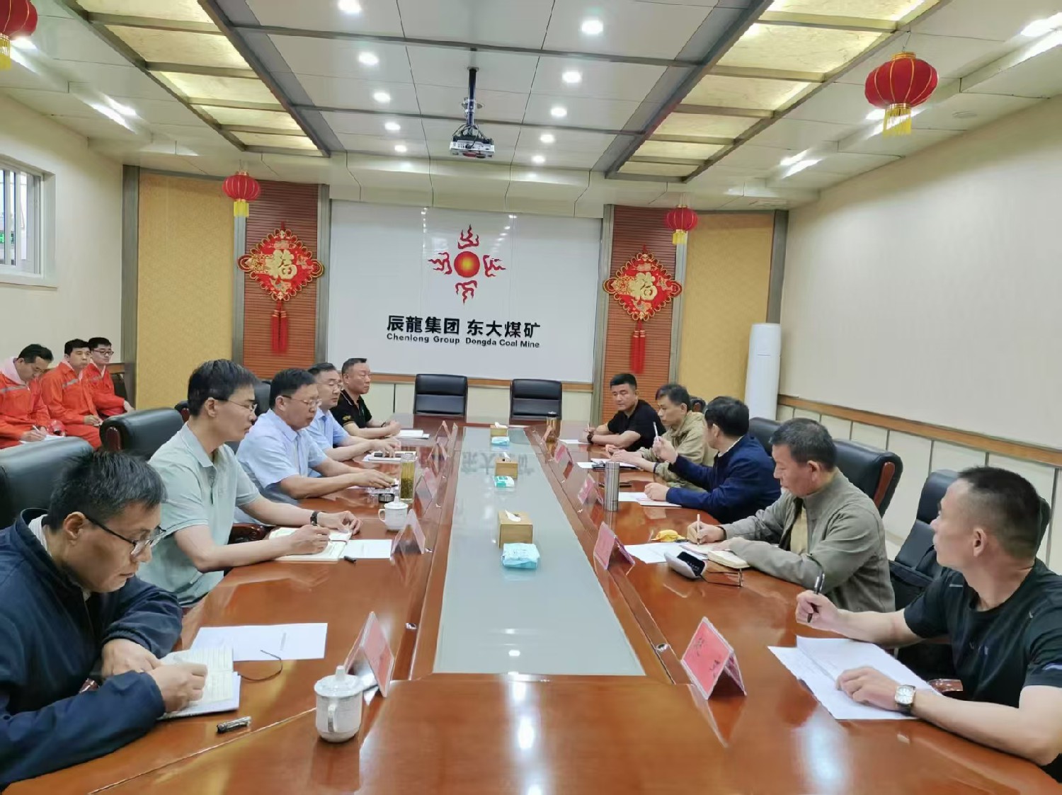東大煤礦順利通過兼職救援隊標準化定級復(fù)查