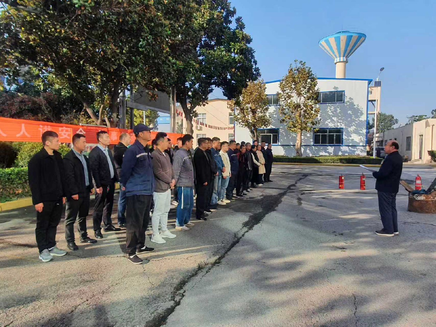 金達(dá)煤礦開展消防宣傳月活動(dòng)